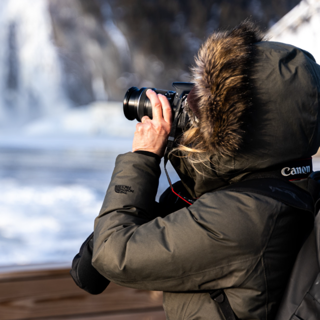 Outfit-Change and Scene-Adjustment Photo Session
